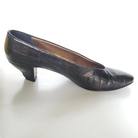 Joan & David Italian Black Croc Print Leather Pumps-Hand Made in Italy; size 7B - Picture 1 of 15
